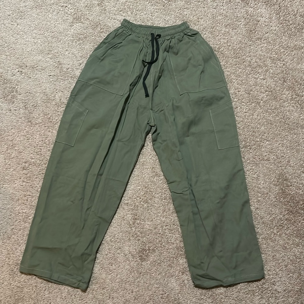 Drawstring hiking pants